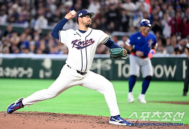 8일 일본 도쿄돔에서 열린 WBC(월드베이스볼클래식) 한국과 대만의 경기, 7회초 1사 1,2루 데인 더닝이 역투하고 있다. 도쿄(일본)=허상욱 기자wook@sportschosun.com/2026.03.08/