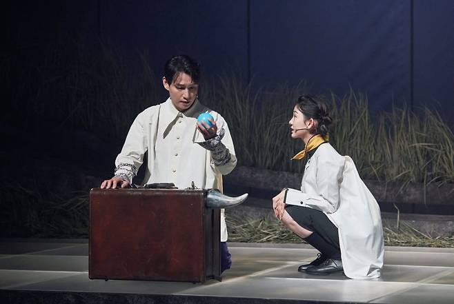 뮤지컬 '긴긴밤' 공연 장면 /사진=라이브러리컴퍼니 제공