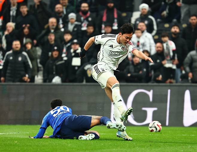 20일 튀르키예 이스탄불의 보다폰 파크에서 열린 카슴파샤전에 출전한 베식타시 JK 오현규. /사진=베식타시 SNS 캡처