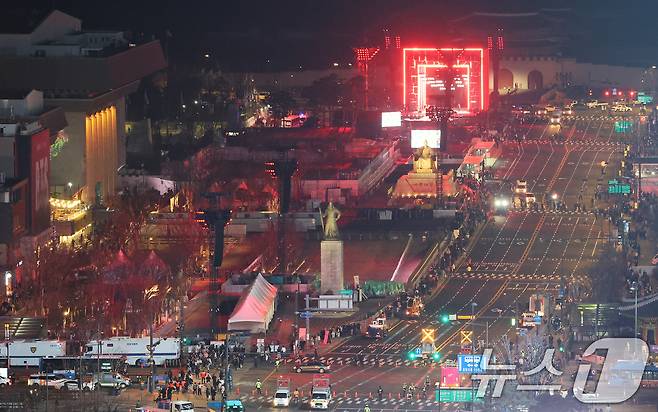 3년 9개월 만에 완전체로 컴백하는 방탄소년단(BTS)의 광화문 공연을 하루 앞둔 20일 오후 9시를 기해 서울 광화문 광장 인근 차량 통행이 통제되고 있다. 2026.3.20 ⓒ 뉴스1 오대일 기자