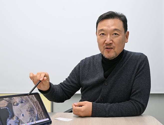 김강호 군산CC 부회장이 새롭게 리모델링하는 코스에 대해 설명하고 있다. 성형주 기자