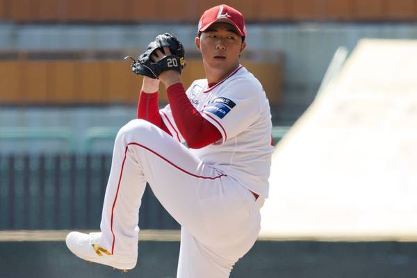 20일 인천 SSG랜더스필드에서 열린 LG와의 시범경기에서 선발 투수로 등판한 신인 김민준. 2026.3.20/SSG 제공