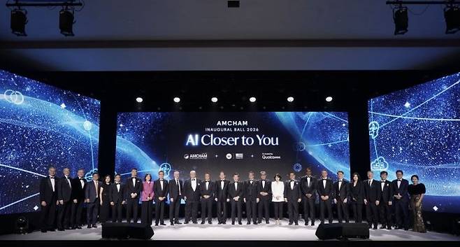 주한미국상공회의소(암참)가 지난 20일 저녁 그랜드 하얏트 서울 호텔에서 퀄컴 테크날러지스(Qualcomm Technologies)와 공동으로 '2026 암참 이사진 취임식(AMCHAM Inaugural Ball 2026)'을 개최했다. 암참.