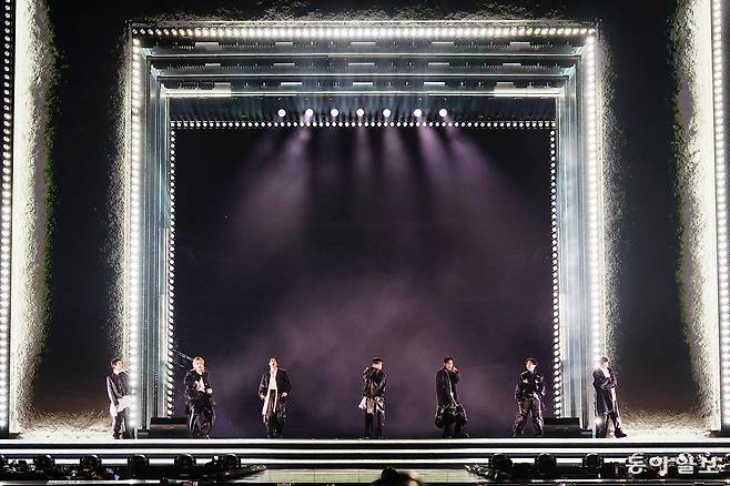 21일 오후 ‘BTS 컴백 라이브: 아리랑’으로 서울 광화문광장 무대에 오른 방탄소년단(BTS). 빅히트뮤직 제공