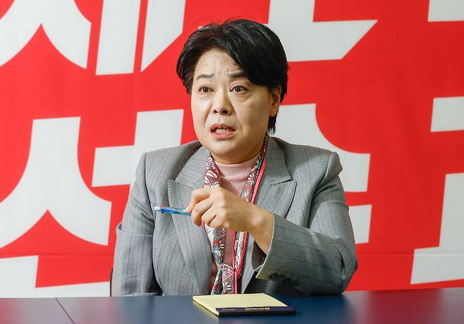 국민의힘 서울시장 예비후보인 윤희숙 전 혁신위원장이 17일 세계일보와 인터뷰하고 있다. 윤 후보자는 서울의 가장 시급한 현안으로 주택·부동산 문제를 꼽으며 “닥치고 공급이 필요하다”고 강조했다. 최상수 기자
