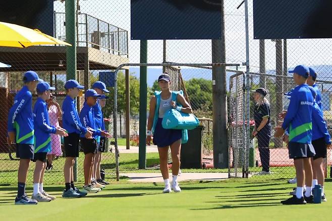 단식 결승전, 코트에 입장하는 이하음. 오리온
