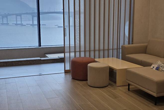 남녀 사우나에 갖춰져 있는 아늑한 패밀리룸, 가족단위로 오붓한 시간을 보낼 수 있도록 꾸며져 있다. (주)비케이엠홀딩스 제공