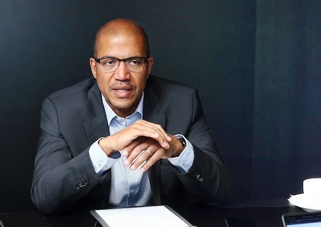 크리스 패트릭, 퀄컴 수석 부사장 겸 모바일 핸드셋 부문 본부장. <퀄컴>