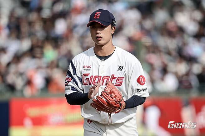 신인 우완 투수 박정민.