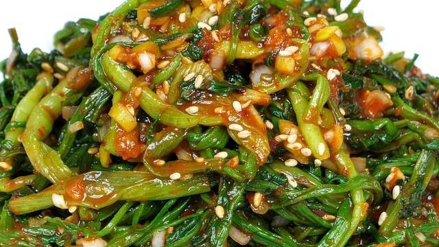 미나리 무침(종로예당 제공)