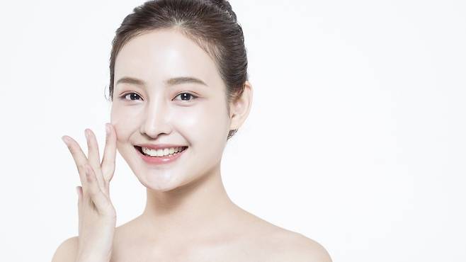스킨부스터, 피부 타입별 맞춤 접근이 핵심이다|출처: 클립아트코리아