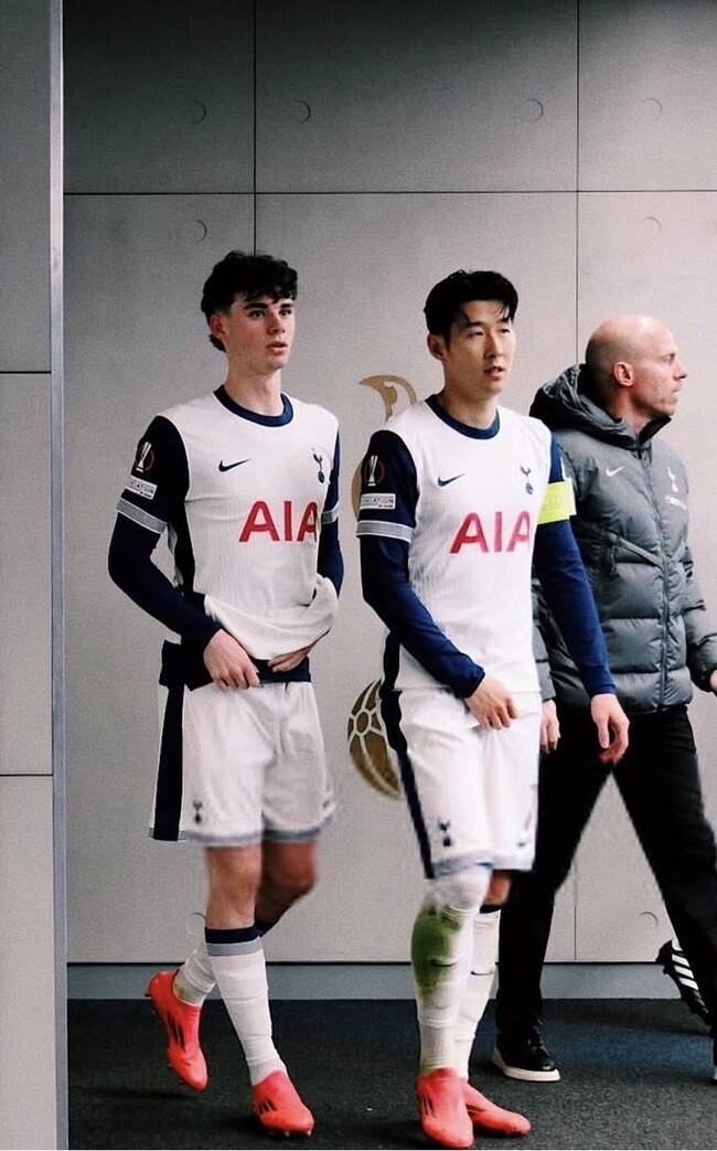 사진=그레이 SNS