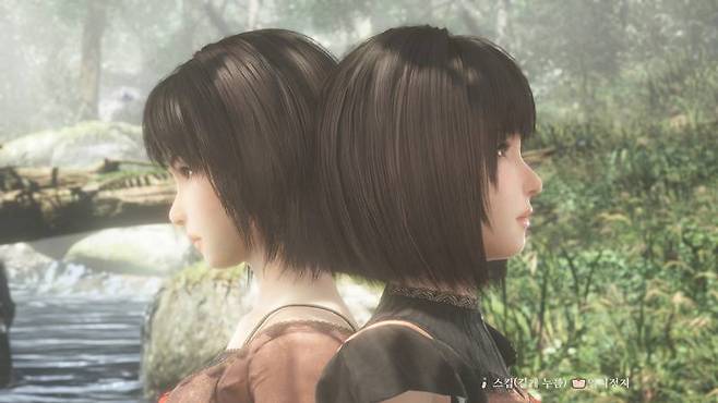 아마쿠라 미오와 아마쿠라 마유