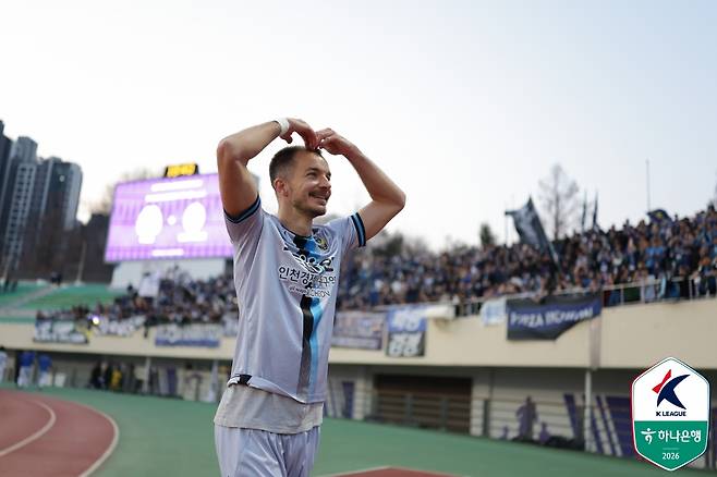 인천 유나이티드 공격수 무고사. /사진=한국프로축구연맹 제공