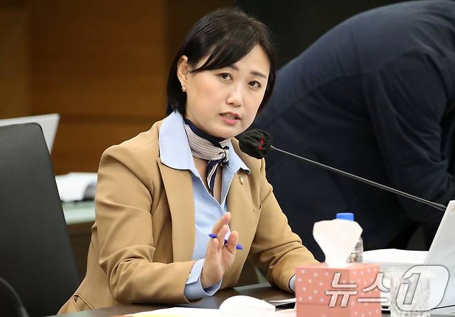 백승아 더불어민주당 원내대변인. 2025.10.22 ⓒ 뉴스1 공정식 기자