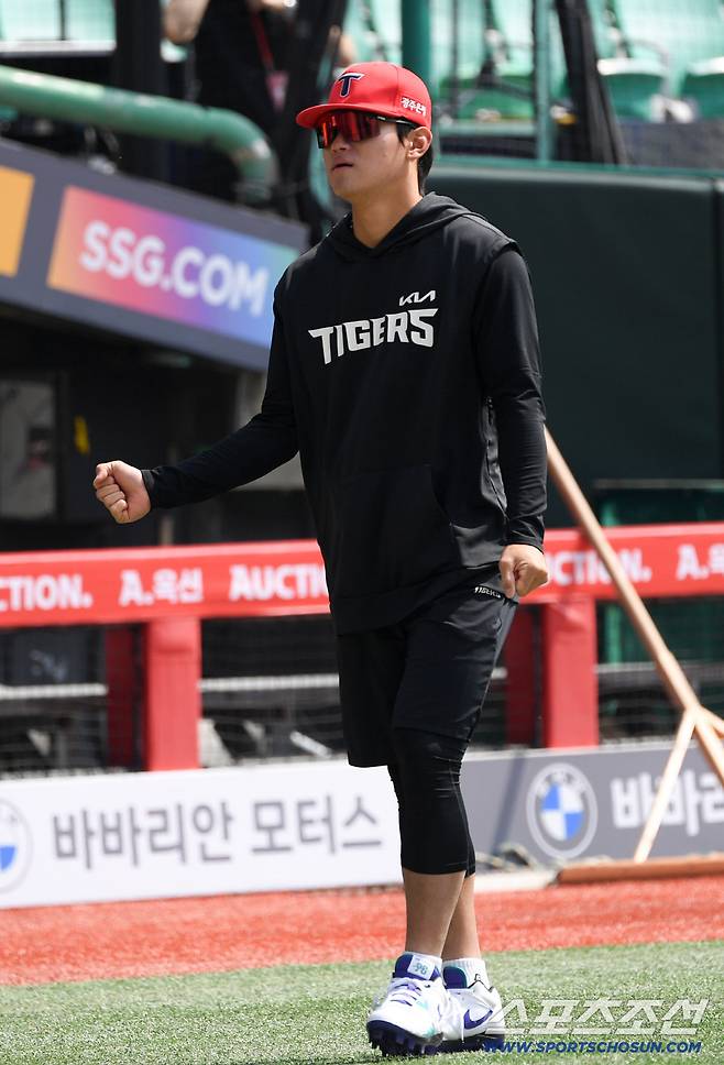 28일 인천 SSG랜더스필드에서 열린 SSG와 KIA의 경기. KIA 김도영이 몸을 풀고 있다. 인천=박재만 기자 pjm@sportschosun.com/2026.03.28/