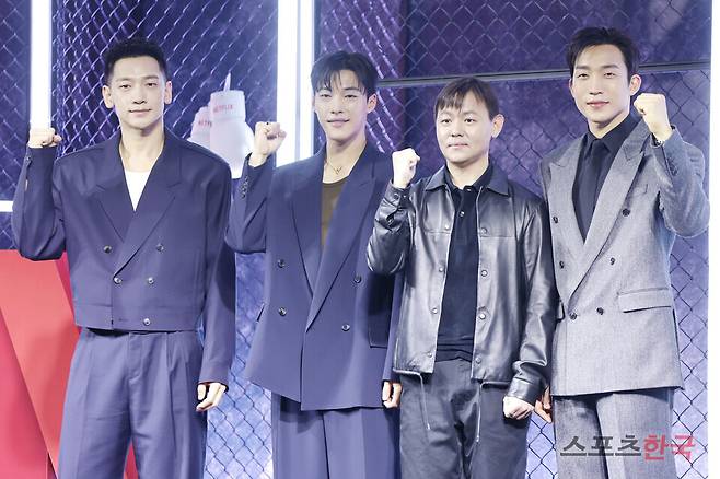 넷플릭스 시리즈 '사냥개들' 시즌2 제작발표회에 참석한 정지훈, 우도환, 김주환 감독, 이상이. 2026. 3.31 ⓒ이혜영 기자 lhy@hankooki.com