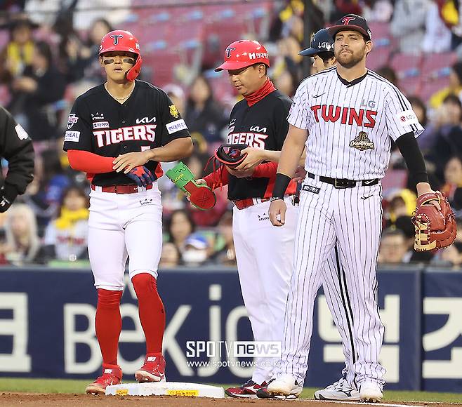 ▲ 김도영은 31일 잠실 LG전에서 첫 타석부터 적시타를 치며 29일 부진을 만회했다 ⓒ곽혜미 기자