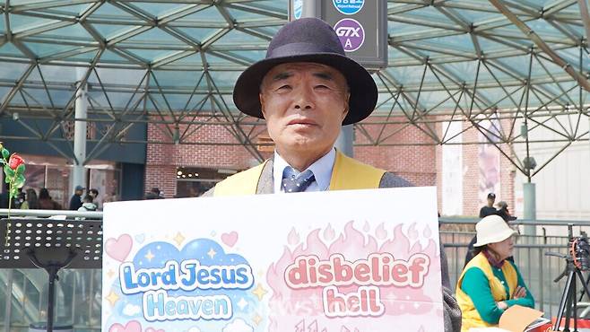 임 목사는 인터뷰를 거절하다가 수락 후 1시간 30분을 이야기했다. 뉴스앤조이 엄태빈