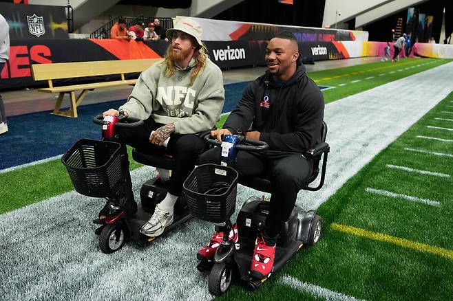 조지 키틀(왼쪽). AP연합뉴스