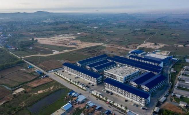 국제앰네스티가 추정한 캄보디아 한 '사기 작업장' 모습. 국제앰네스티