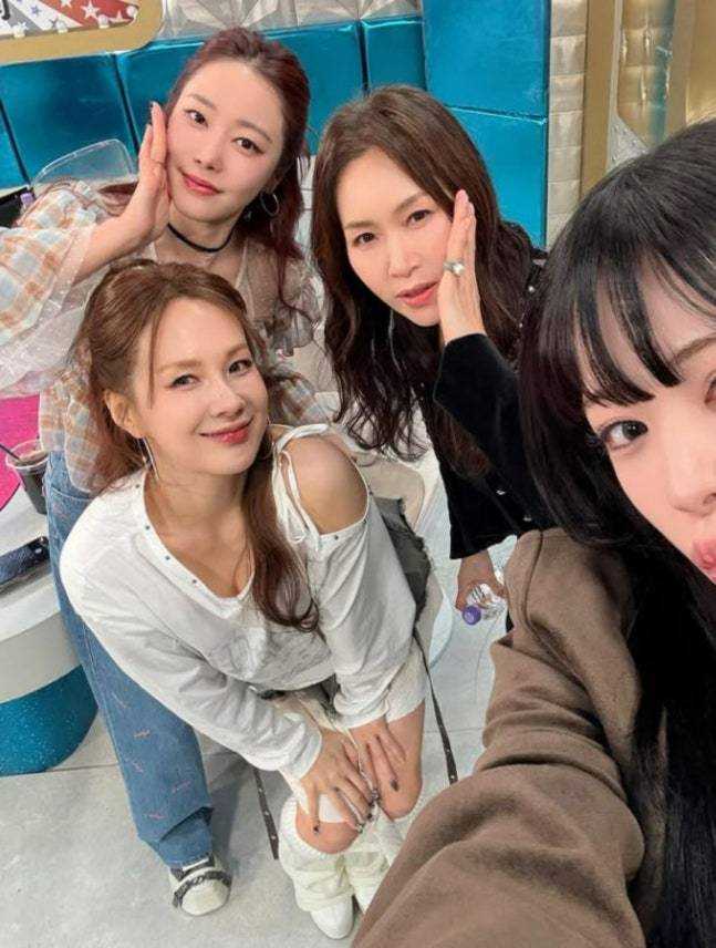 사진제공=채연 SNS