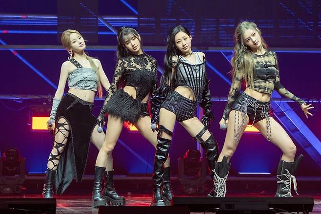 그룹 키스오브라이프가 이들다운 강렬한 모습으로 음원 차트 정상을 노리고 돌아왔다.
그룹 키스오브라이프/사진제공=S2엔터테인먼트