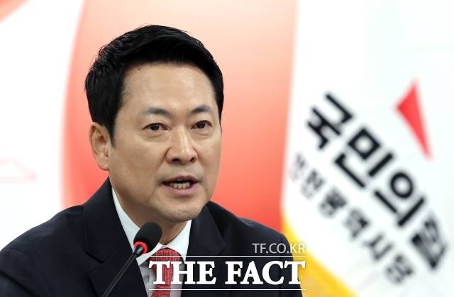 장동혁 국민의힘 대표가 6일 오전 인천 남동구 인천시당에서 열린 인천 현장최고위원회의에서 발언하고 있다. /뉴시스