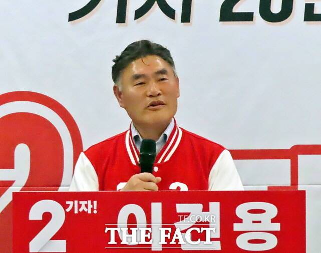 이건용 공주시의원 예비후보. /김형중 기자