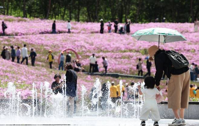 노원구는 이달 16일 불암산 철쭉제를 개막한다. 노원구 제공.