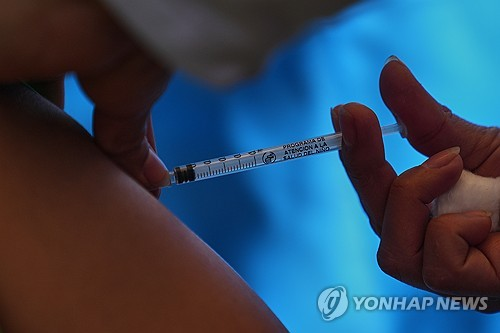 ▲ 백신 예방접종. AP 연합뉴스 자료사진
