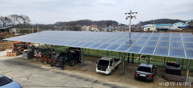 경기 여주시 구양리에 설치된 태양광 설비. /사진=김사무엘 기자