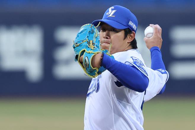 삼성 양창섭이 1일 대구삼성라이온즈파크에서 열린 2026 KBO리그 정규시즌 두산전에 선발 등판해 역투하고 있다. 사진 | 삼성 라이온즈