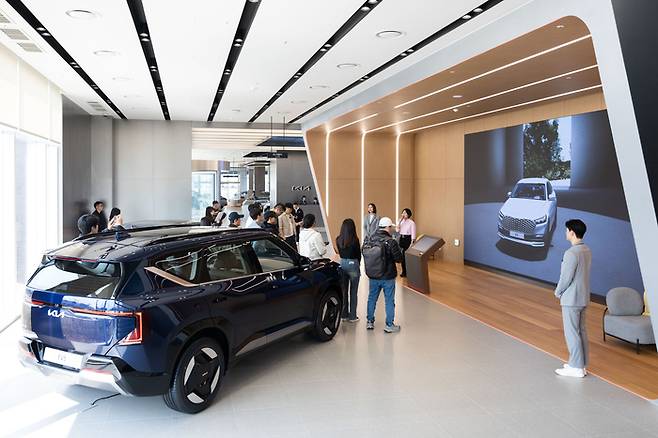 기아 인증중고차 센터 평택 직영점 EV 라운지./사진: 기아 제공