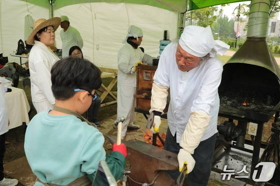 지난해 울산 북구 달천철장에서 '울산쇠부리축제'가 열린 모습.2025.5.11.ⓒ 뉴스1 김세은 기자