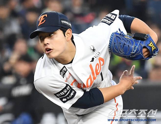 2일 대전 한화생명볼파크에서 열린 한화와 KT의 경기. 선발 투구하고 있는 한화 문동주. 대전=송정헌 기자songs@sportschosun.com/2026.04.02/