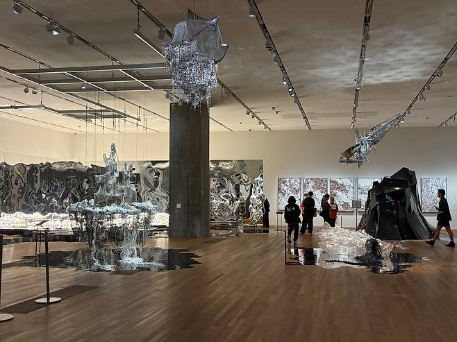 지난달 27일 찾은 홍콩 M+의 ‘Lee Bul: From 1998 to Now’ 전시장./김민정 기자