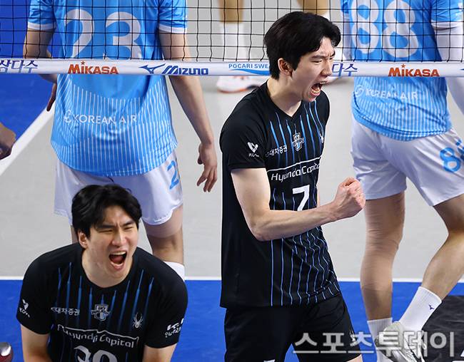 신호진-허수봉 / 사진=팽현준 기자