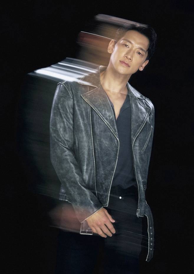 넷플릭스 오리지널 시리즈 '사냥개들' 시즌2 의 주연배우 정지훈이 8일 진행된 라운드 인터뷰를 위해 포즈를 취하고 있다. /사진제공=넷플릭스 2026.04.08 /사진=이동훈 photoguy@