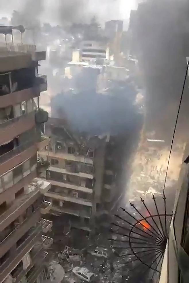 9일(현지시간) 레바논 베이루트 치야 지역에서 이스라엘 공습 이후 모습. 타스연합뉴스