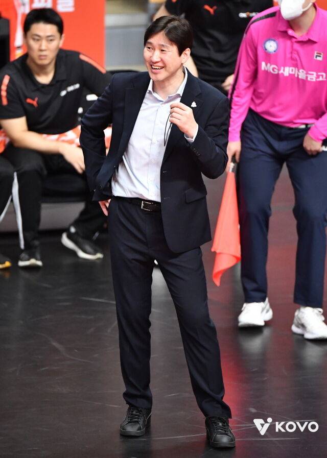 석진욱 한국전력 감독./KOVO