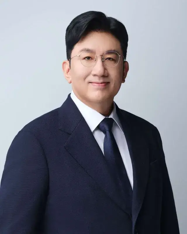 방시혁 의장 프로필 / 하이브