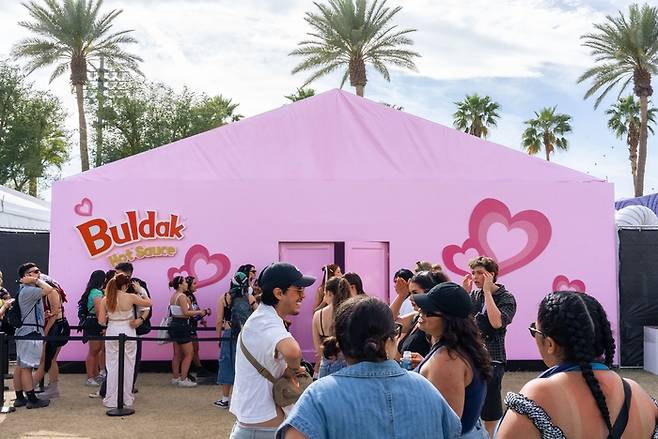 2025년 코첼라 페스티벌 당시 불닭 부스 전경 <삼양식품 제공>