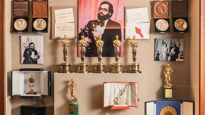 코폴라 감독 아카데미상 트로피. 홈페이지