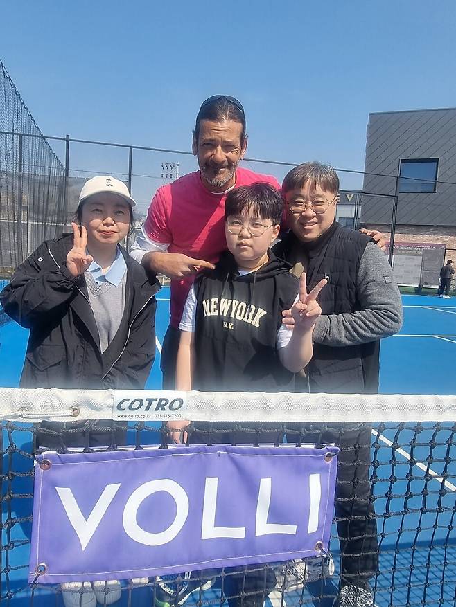 중학교 2학년 민주네 가족