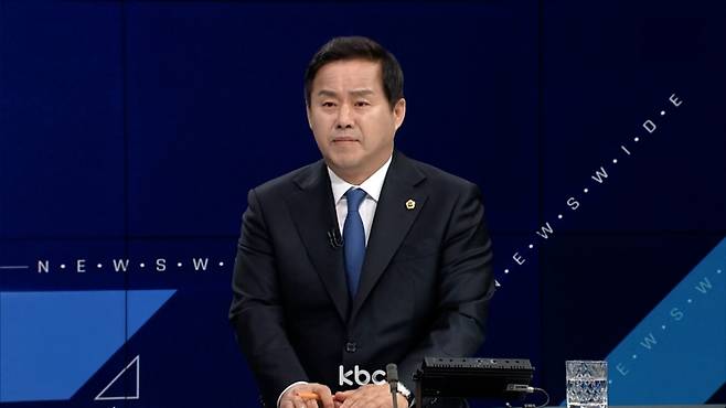 ▲ KBC <뉴스와이드>에 출연한 차영수 더불어민주당 강진군수 후보