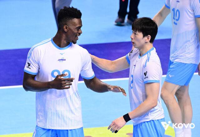 대한항공 마쏘와 한선수./KOVO