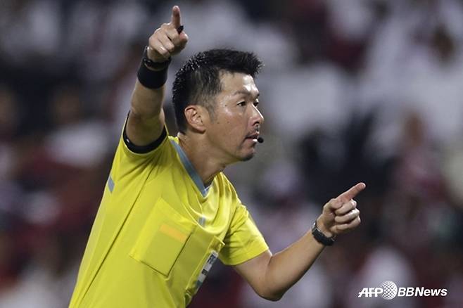 아라키 유스케 주심. /AFPBBNews=뉴스1