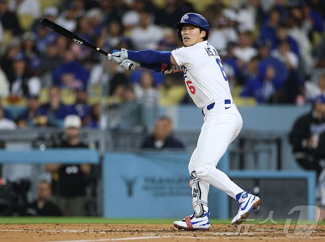 LA 다저스 김혜성이 13일(한국시간) 열린 2026 메이저리그 텍사스 레인저스전에서 2타수 무안타로 침묵했다. ⓒ AFP=뉴스1