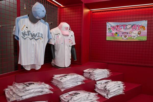 13일 ㈜넥슨이 kt wiz 프로야구단과 협업해 지난 주말 양일 경기에서 '메이플스토리' 브랜드데이를 진행했다고 밝혔다.(메이플스토리_, 프로야구단 kt wiz 브랜드데이). /사진=넥슨